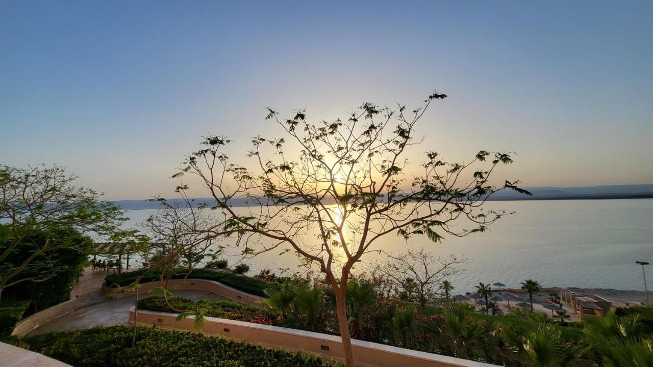 Comfy Stays at DeadSea Samarah Resort Sweimeh Bagian luar foto