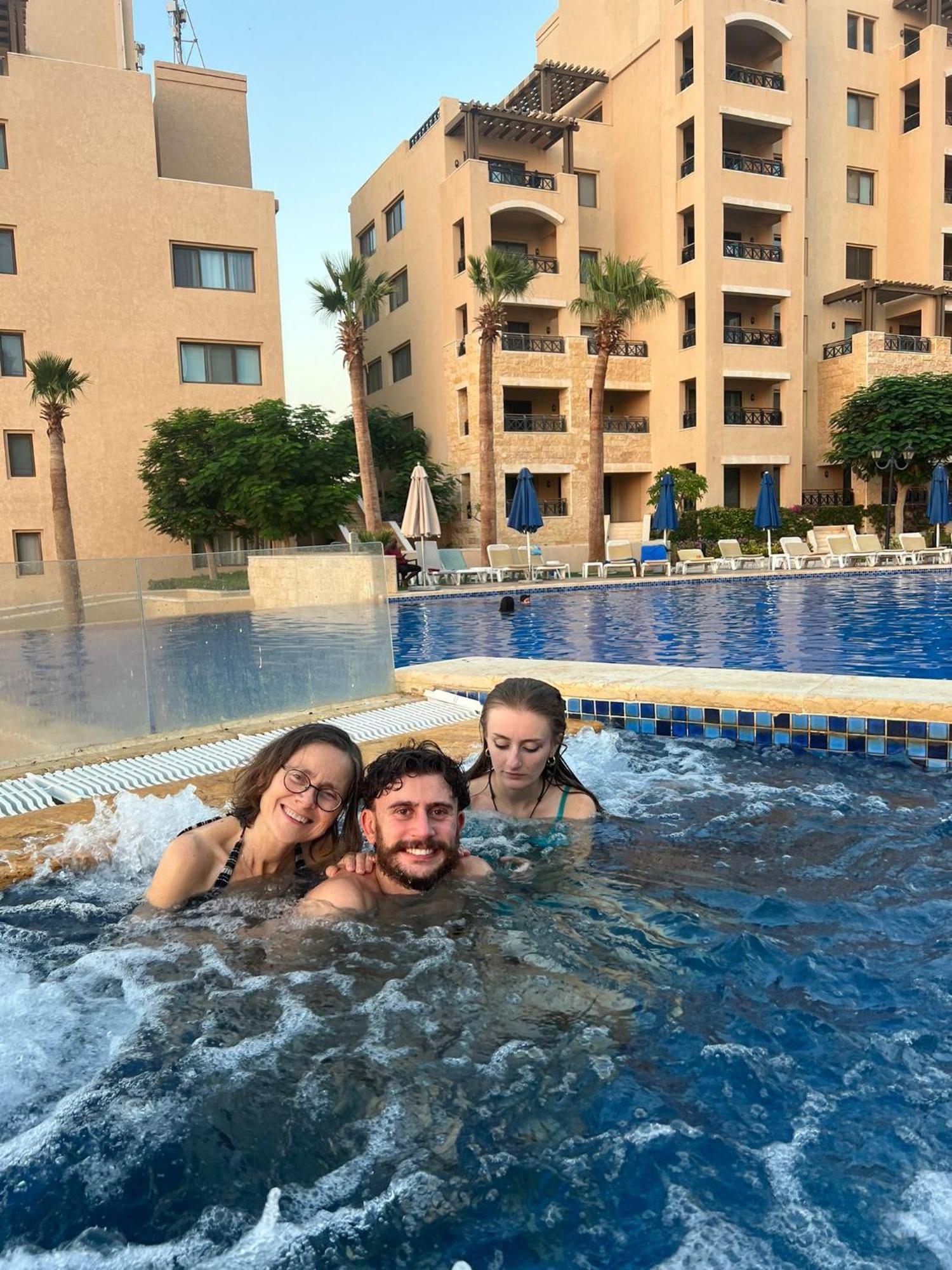 Comfy Stays at DeadSea Samarah Resort Sweimeh Bagian luar foto
